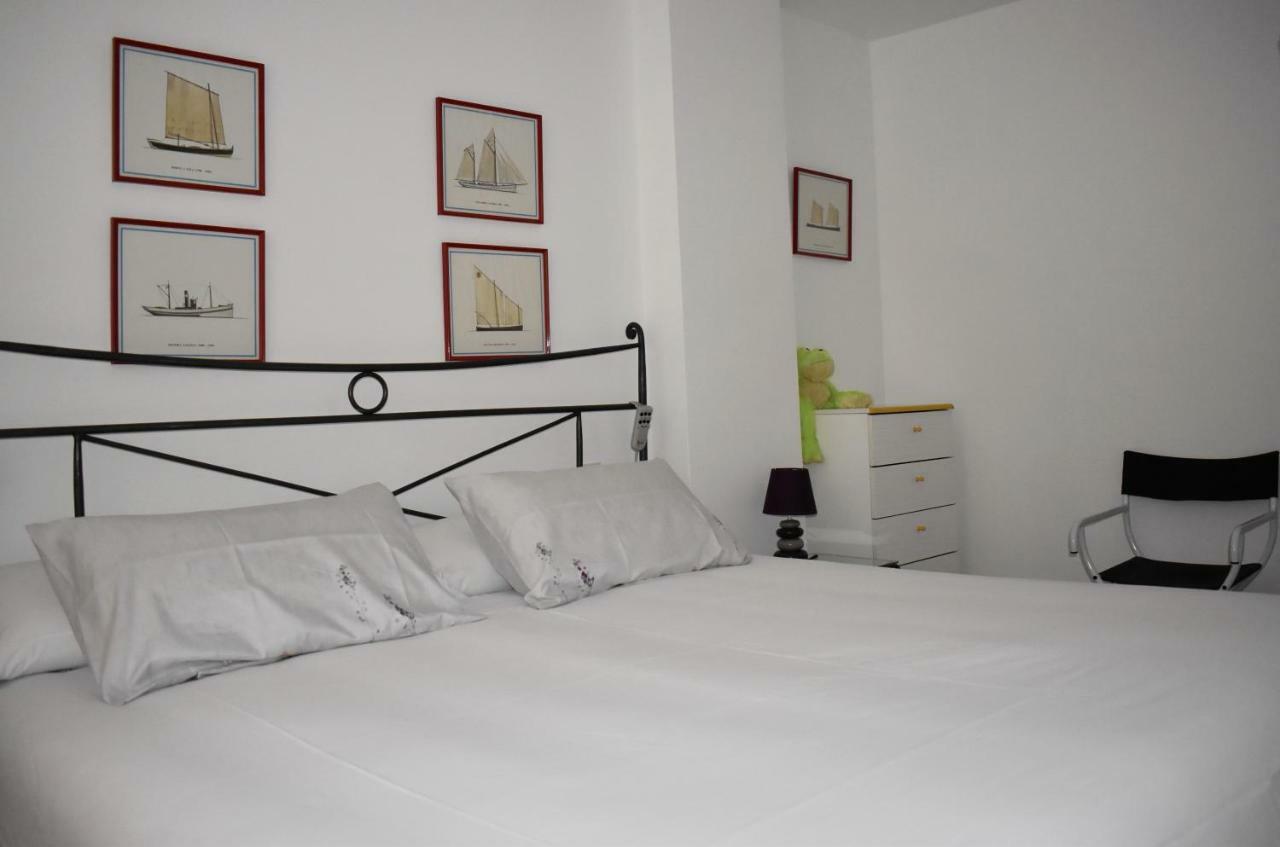 Magnolia, Habitacion Matrimonial Con Bano Uso Privado, En Casa Compartida Apartment Palafrugell Exterior foto