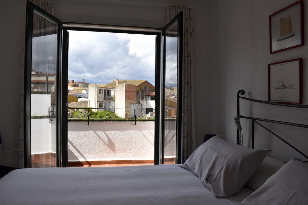 Magnolia, Habitacion Matrimonial Con Bano Uso Privado, En Casa Compartida Apartment Palafrugell Exterior foto