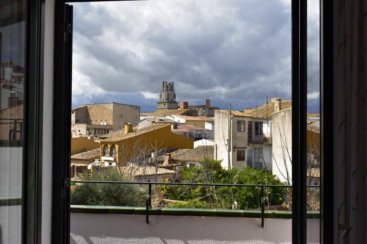 Magnolia, Habitacion Matrimonial Con Bano Uso Privado, En Casa Compartida Apartment Palafrugell Exterior foto